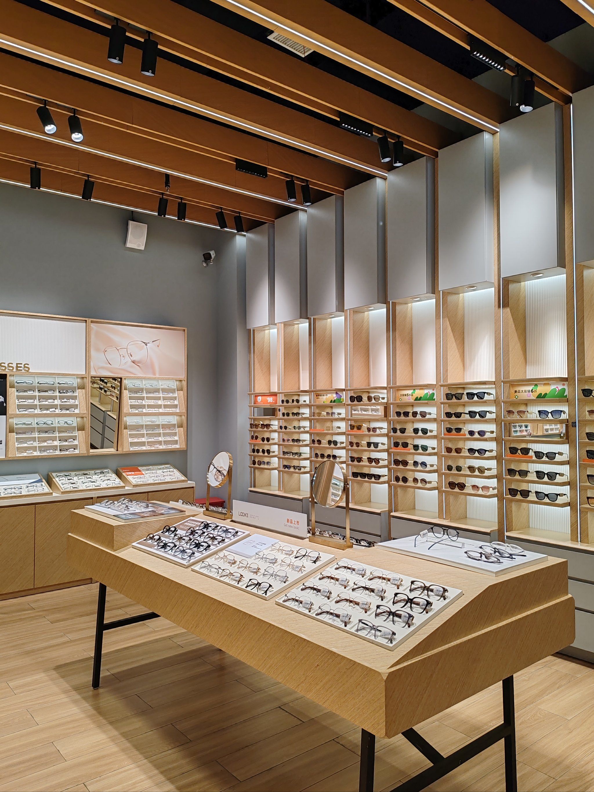 杭州眼镜店装修指南：眼镜店装修...